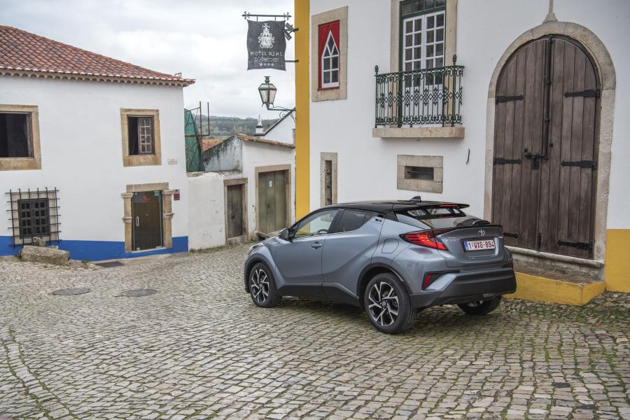  Toyota C-HR Hybrid 2019 года  (WW) (фото 126 из 174)